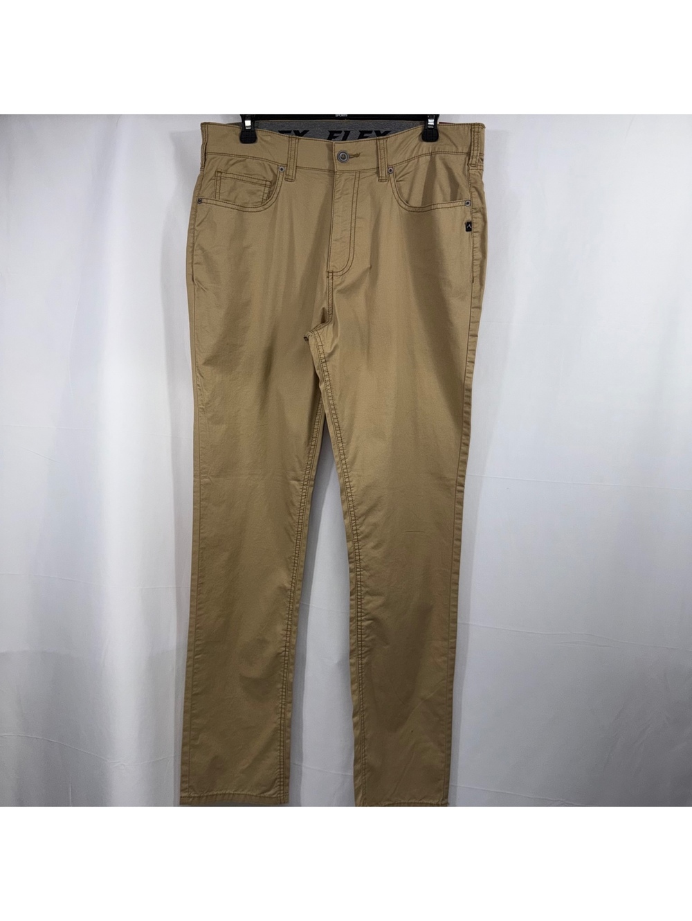 Denali Men’s Khaki Stretch Chino Pants 32x32 Straight Leg Casual NWT